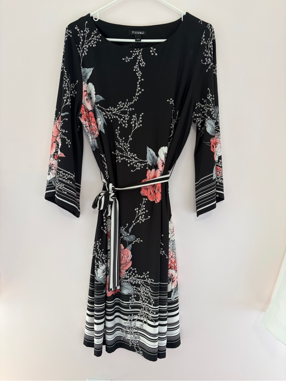 Izzy & Ali Black Floral Belted Dress